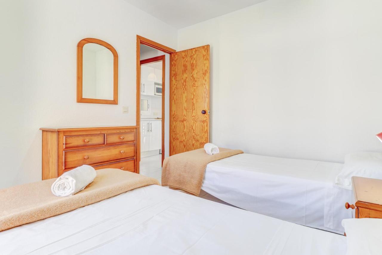 Apartamentos Llevant Port de Pollenca Bagian luar foto