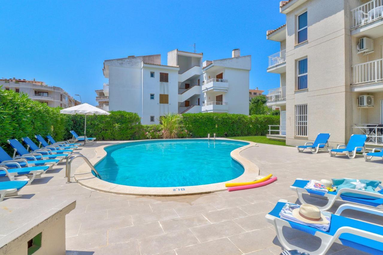 Apartamentos Llevant Port de Pollenca Bagian luar foto