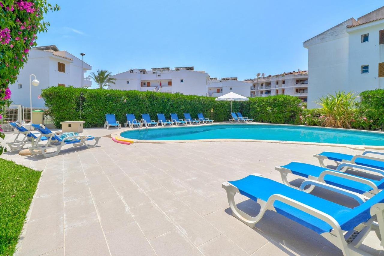 Apartamentos Llevant Port de Pollenca Bagian luar foto