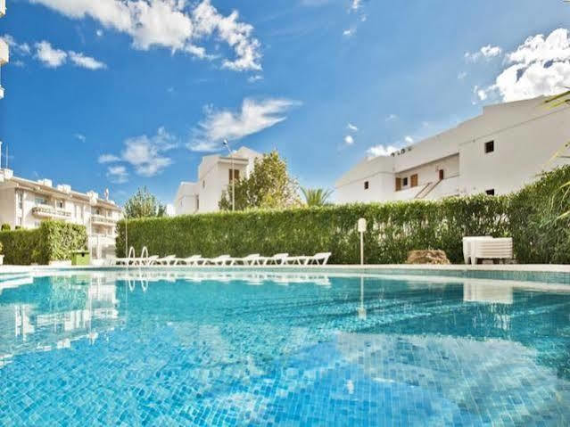 Apartamentos Llevant Port de Pollenca Bagian luar foto