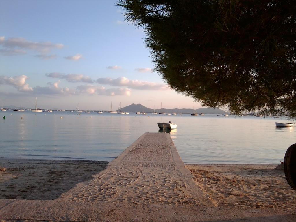 Apartamentos Llevant Port de Pollenca Bagian luar foto