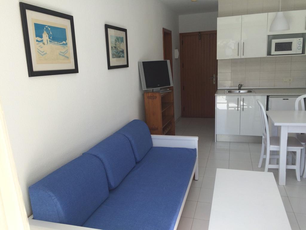 Apartamentos Llevant Port de Pollenca Bagian luar foto
